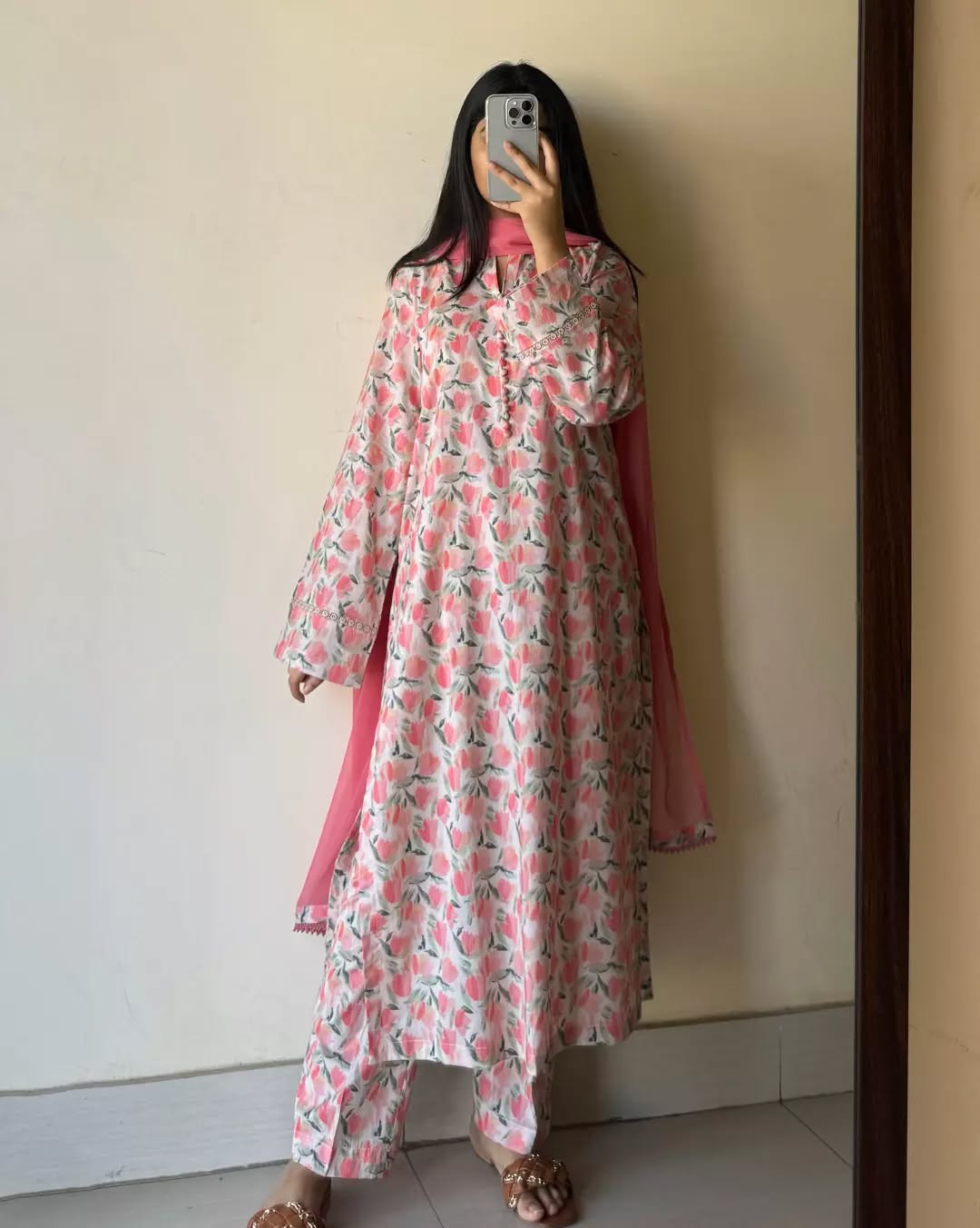 টিউলিপ ফ্লোরাল প্রিন্ট থ্রি পিছ