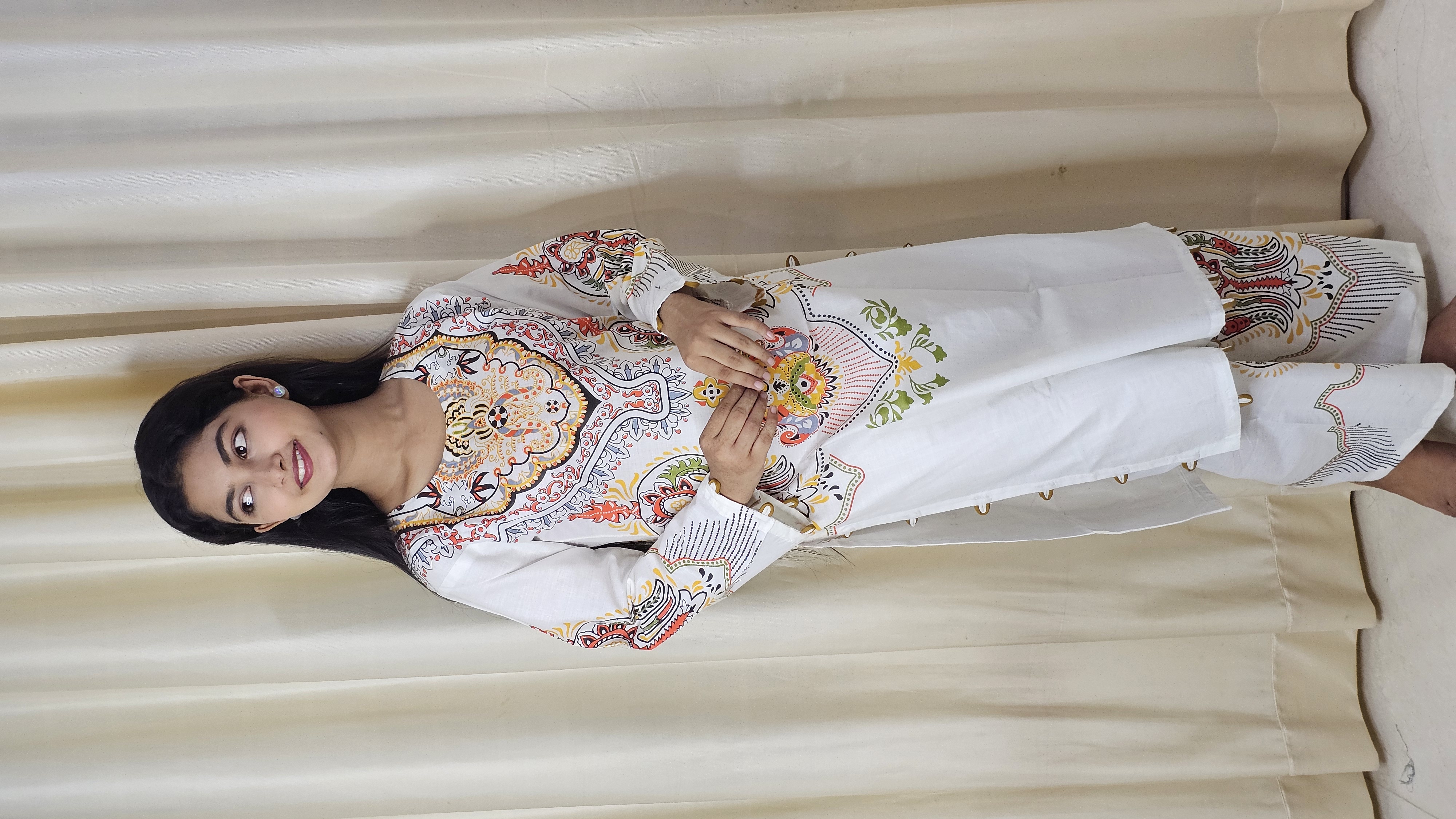 চারুলতা টু পিছ সেট